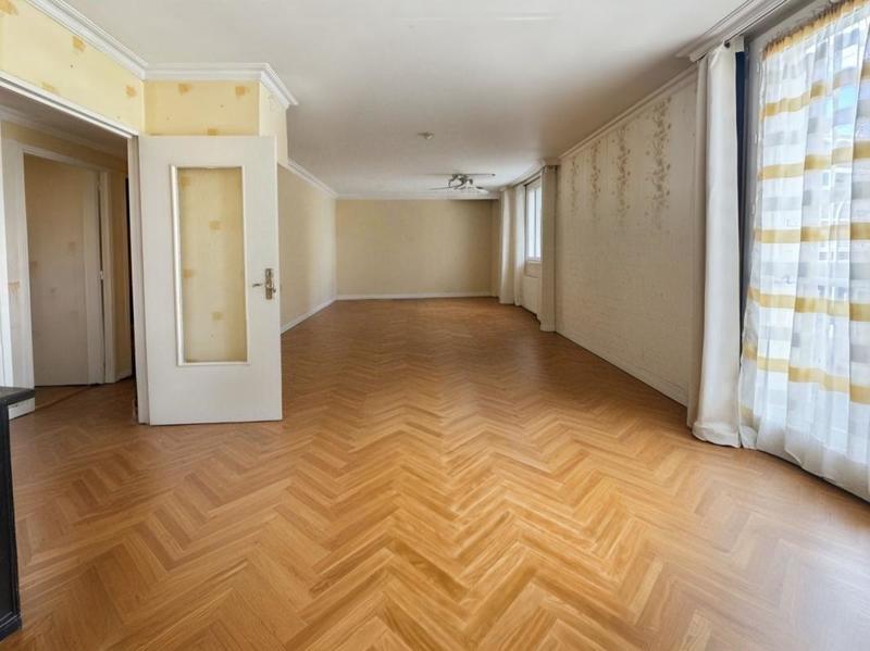 Appartement - 86 m² - 5 pièces