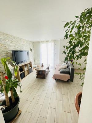 Maison - 81 m² - 4 pièces