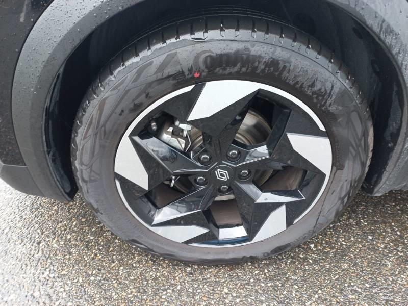 Renault Captur E-Tech full hybrid 145 ch Techno