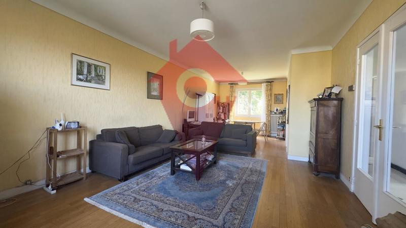 Maison - 146 m² - 7 pièces