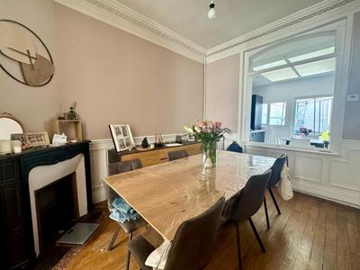 Maison - 122 m² - 5 pièces