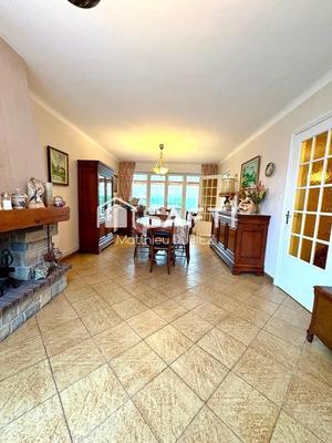 Maison - 127 m² - 8 pièces