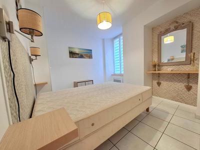 Immeuble - 130 m² - 7 pièces