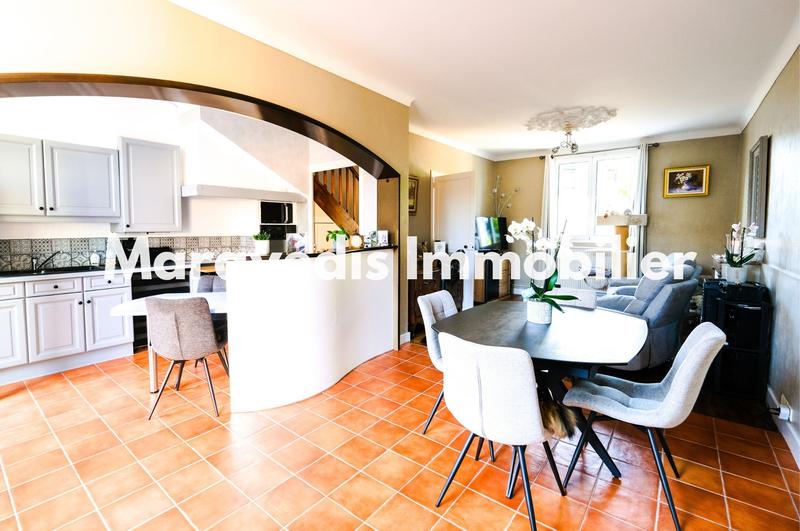 Maison - 109 m² - 4 pièces