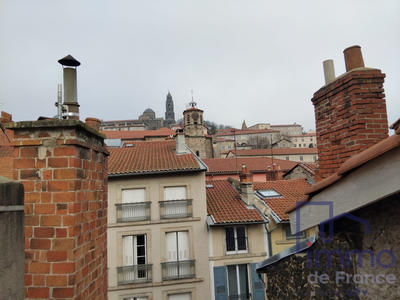 Appartement - 79 m² - 4 pièces