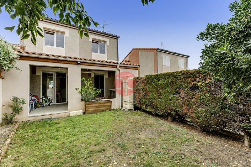 Maison - 85 m² - 4 pièces