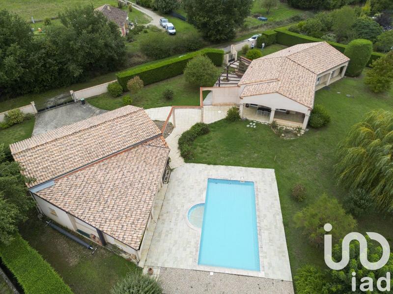 Maison - 196 m² - 6 pièces