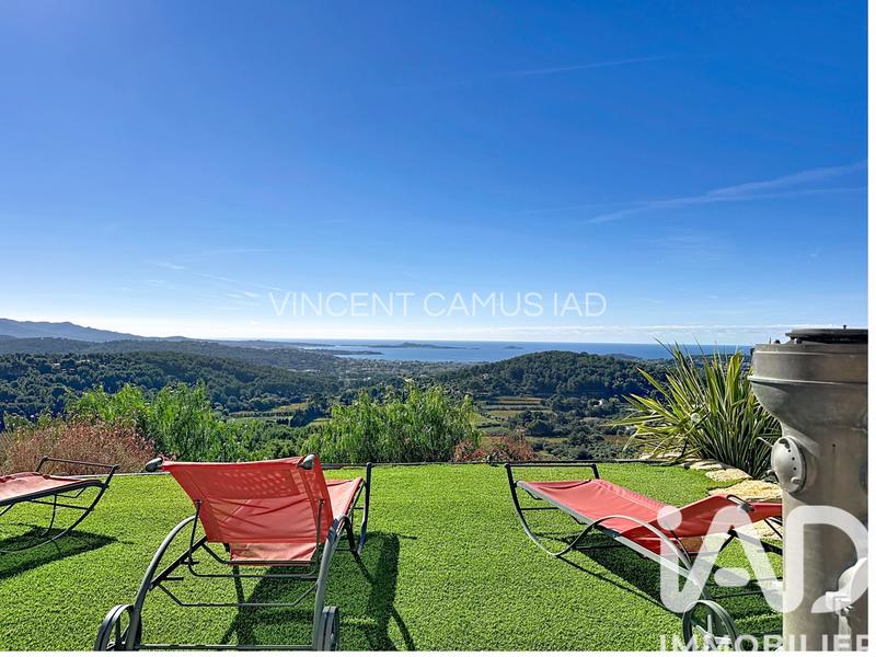 Maison - 270 m² - 7 pièces