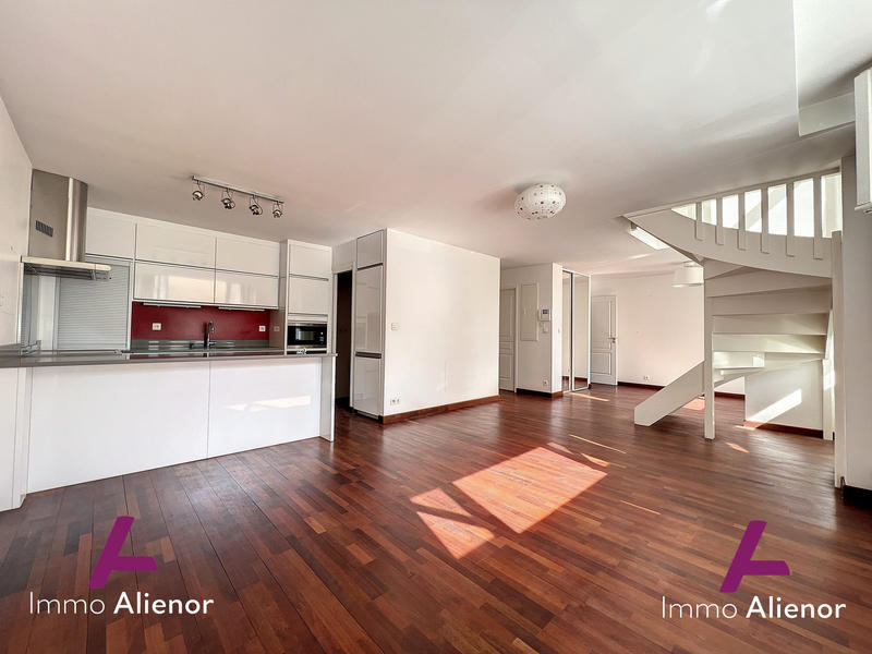 Duplex - 107 m² - 4 pièces