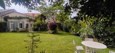 Maison - 176 m² - 7 pièces