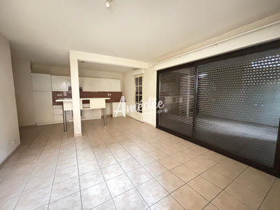 Appartement - 76 m² - 3 pièces