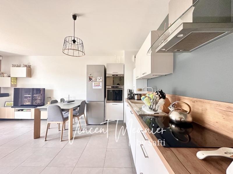 Appartement - 60 m² - 3 pièces