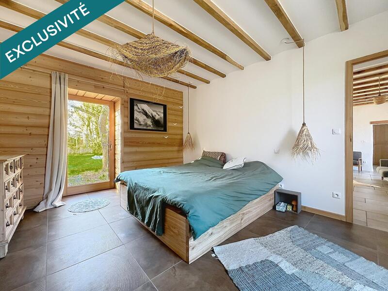 Maison - 200 m² - 6 pièces