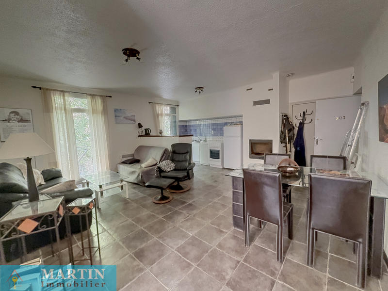 Appartement - 202 m² - 9 pièces