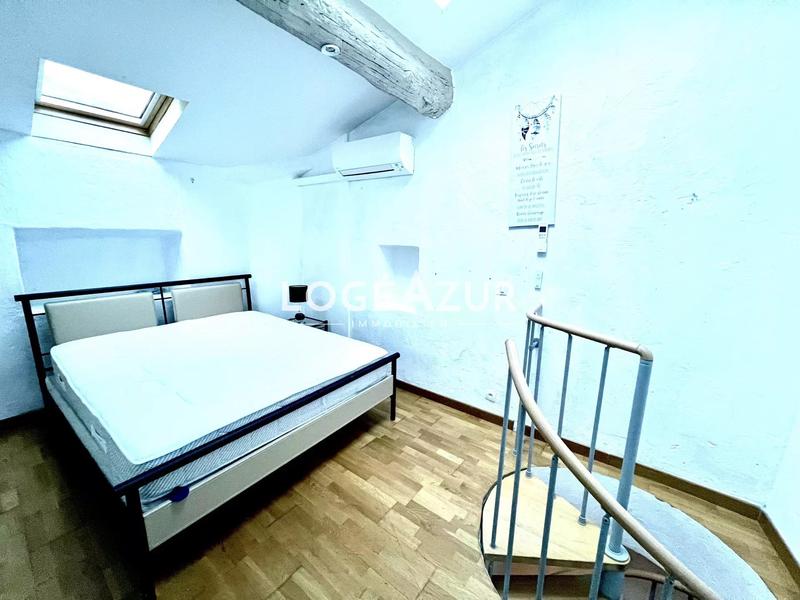 Appartement - 89 m² - 3 pièces