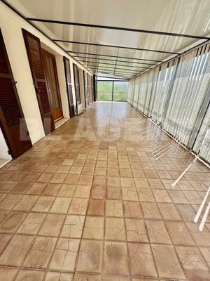 Maison traditionnelle - 180 m² - 6 pièces