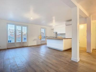 Appartement - 76 m² - 3 pièces