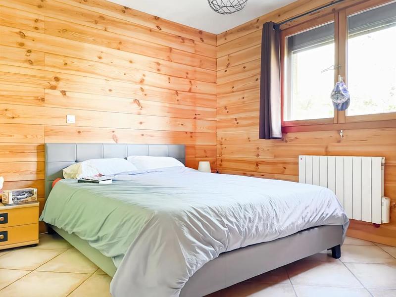 Maison - 180 m² - 8 pièces