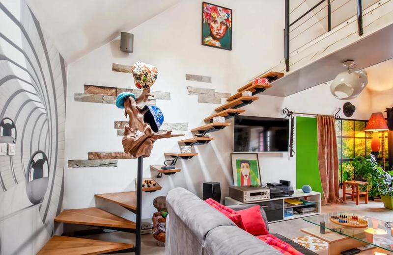 Maison - 270 m² - 6 pièces