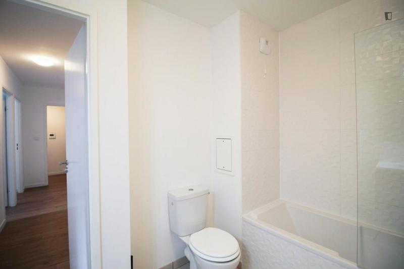 Chambre - 14 m² - 4 pièces