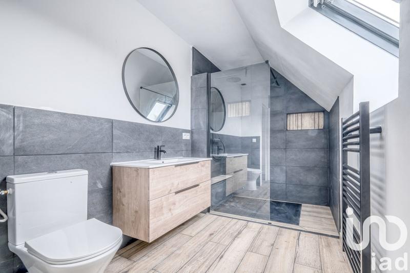 Maison - 104 m² - 5 pièces