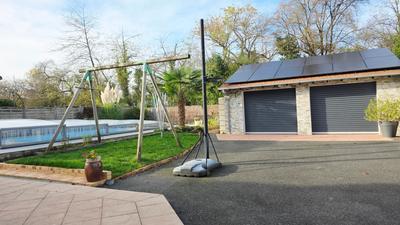 Maison - 166 m² - 8 pièces