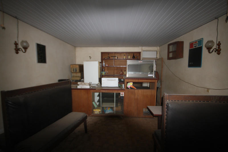 Maison - 230 m² - 8 pièces