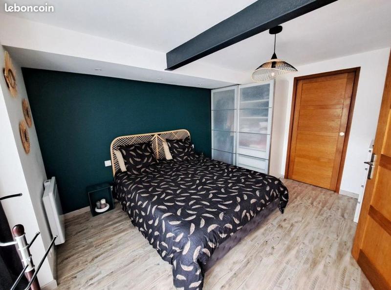 Maison - 152 m² - 9 pièces