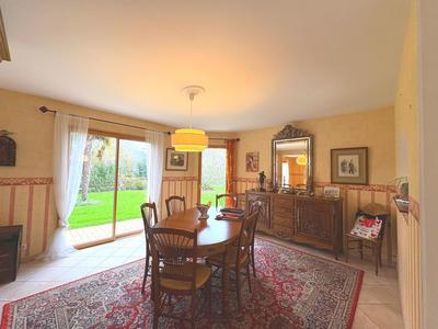 Maison - 168 m² - 7 pièces