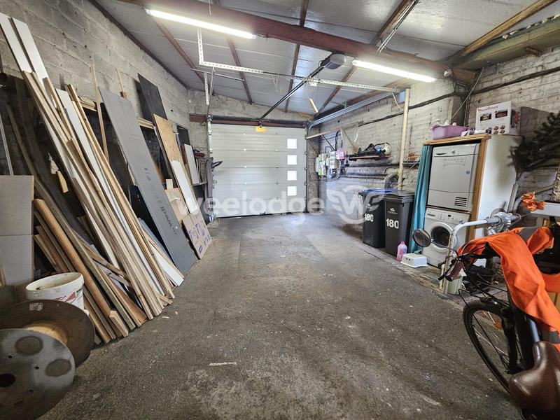 Maison - 96 m² - 5 pièces