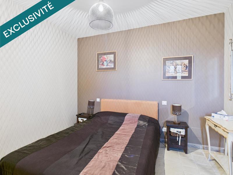 Maison - 322 m² - 8 pièces