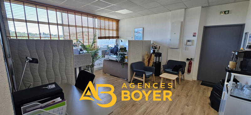 Local commercial - 106 m²