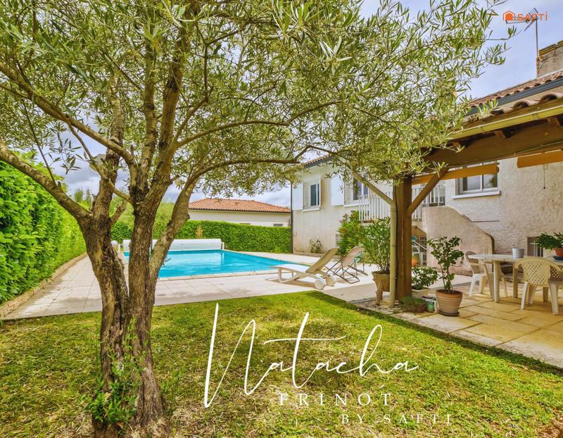 Maison - 160 m² - 8 pièces