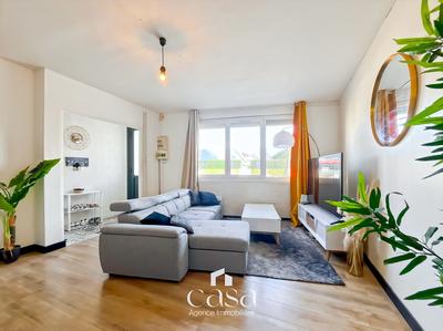 Maison - 98 m² - 4 pièces