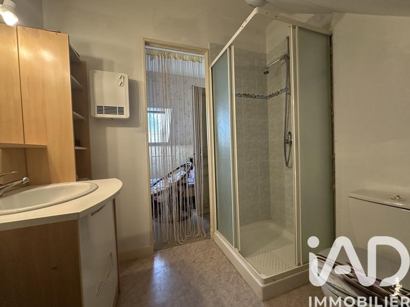 Maison - 182 m² - 3 pièces