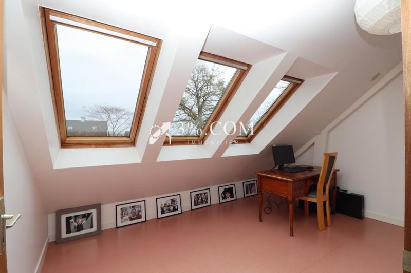 Maison - 176 m² - 9 pièces