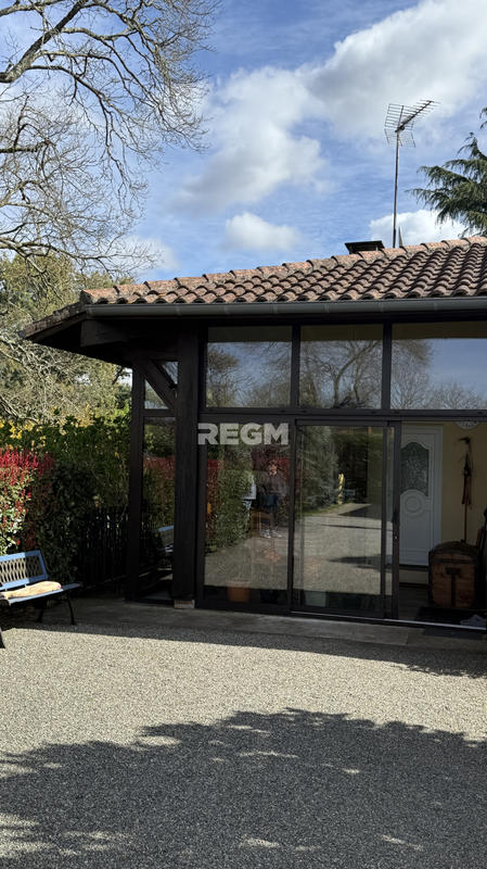 Villa - 183 m² - 6 pièces