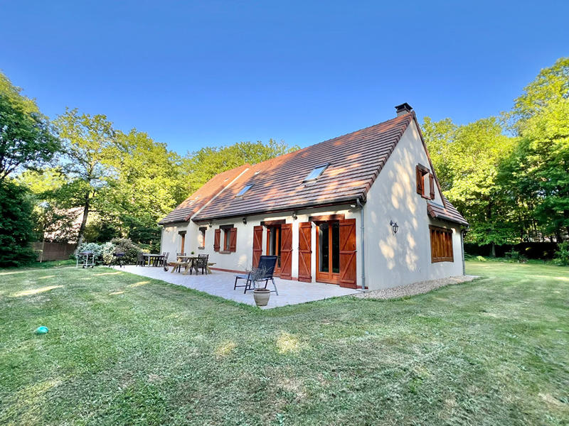 Maison - 167 m² - 6 pièces