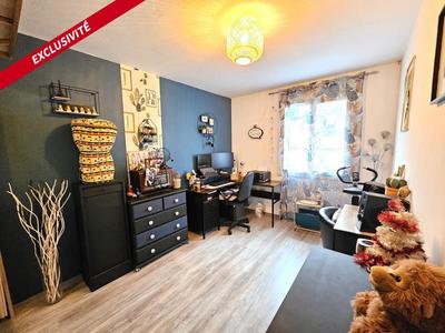 Maison - 90 m² - 5 pièces