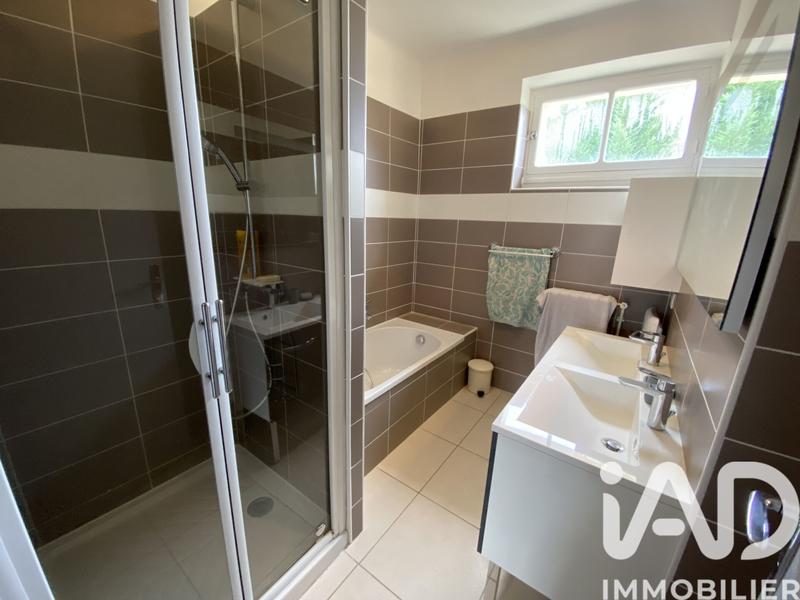 Maison - 159 m² - 7 pièces