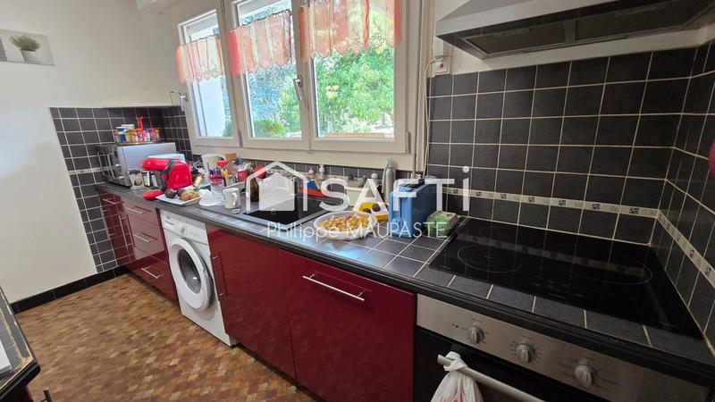 Maison - 180 m² - 7 pièces