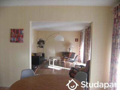 Appartement - 97 m² - 5 pièces