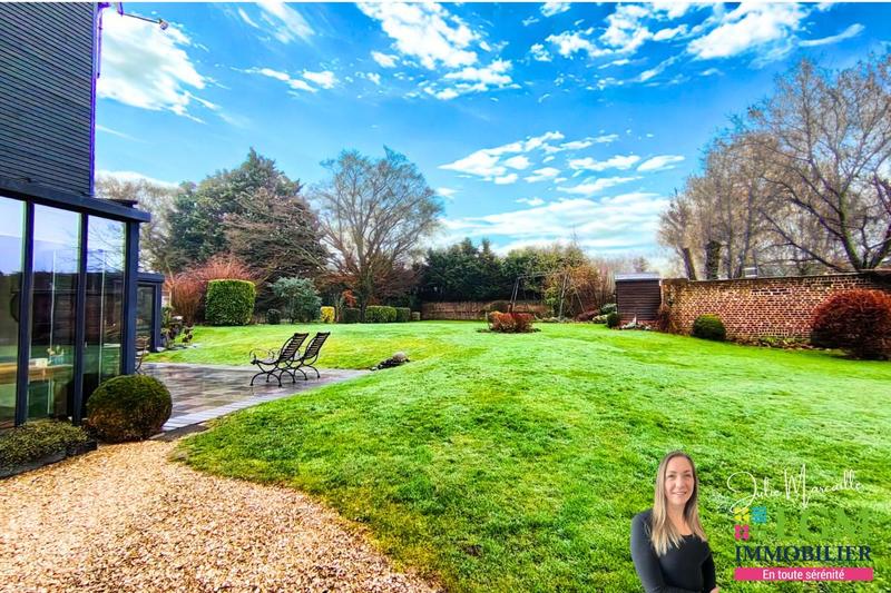 Propriété - 236 m² - 7 pièces