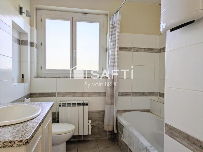 Maison - 95 m² - 5 pièces