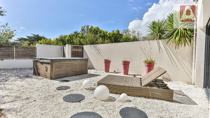 Maison - 187 m² - 5 pièces