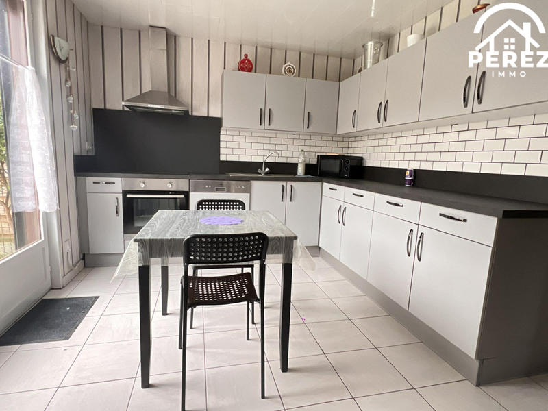 Maison - 88 m² - 4 pièces