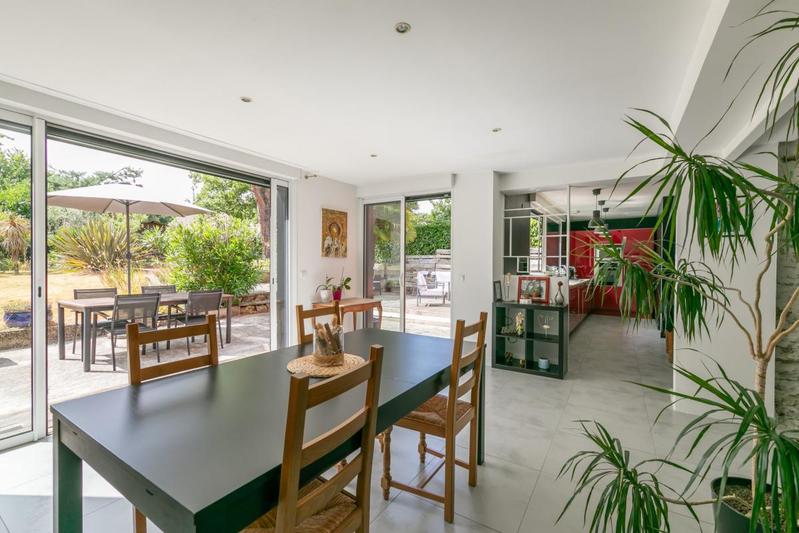 Maison - 162 m² - 6 pièces