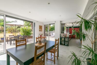 Maison - 162 m² - 6 pièces