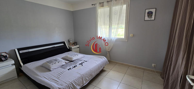 Villa - 99 m² - 4 pièces