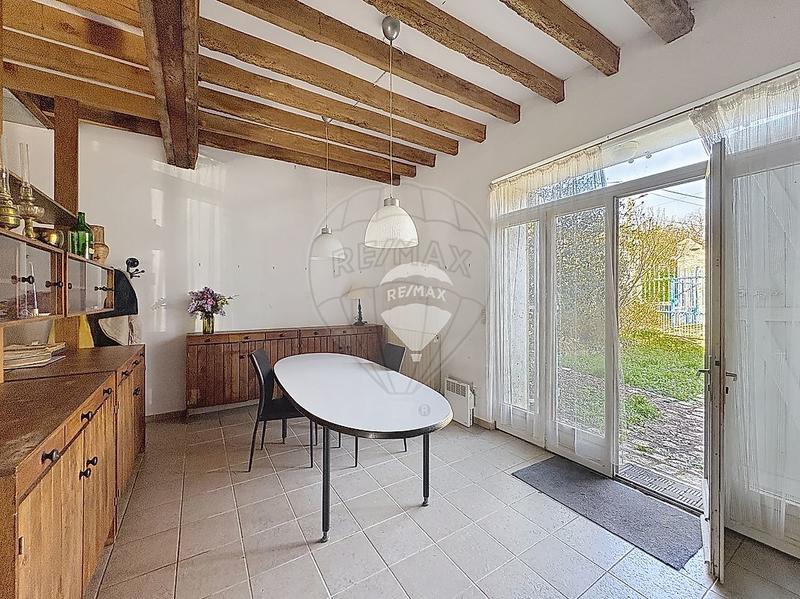Maison - 246 m² - 8 pièces